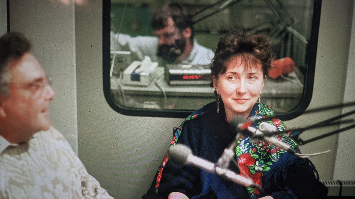 Yelena Fedotova speaking on a radio show.