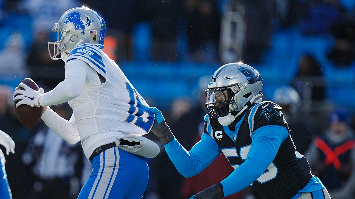 USA Today] Lions QB Jared Goff rips field conditions at Panthers' Bank of  America Stadium: 'Like cement' : r/panthers