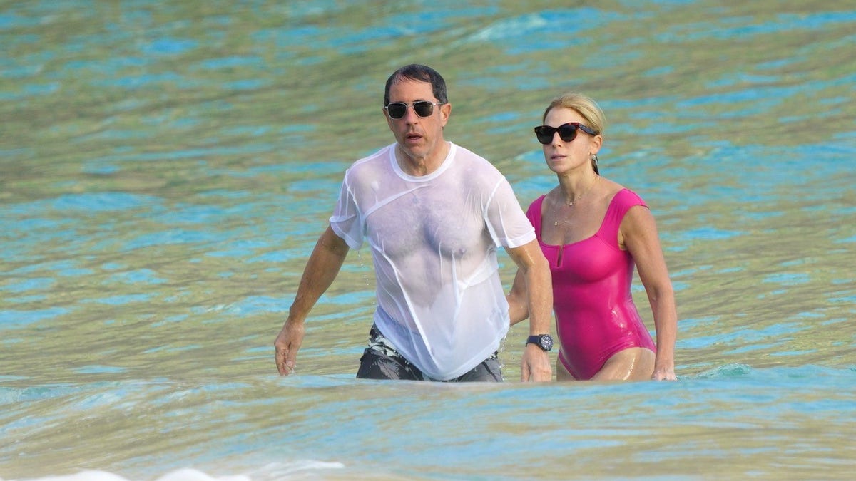 Jerry Seinfeld and wife Jessica take a dip at Gourverneur beach