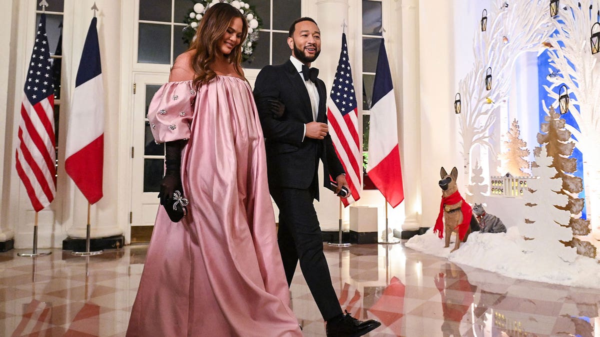 John Legend Chrissy Teigen at White House