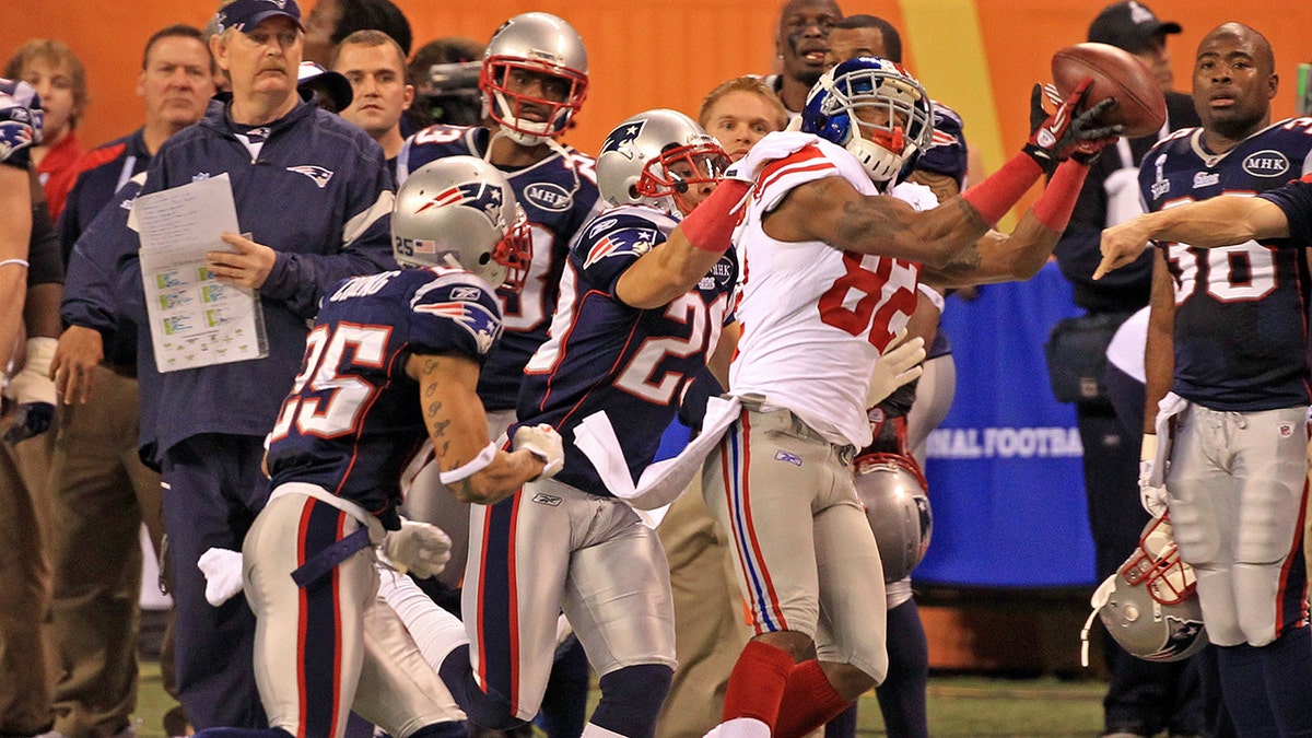 Mario Manningham catches