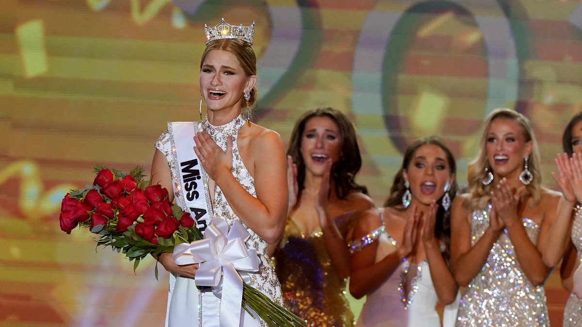 Miss Wisconsin Grace Stanke crowned Miss America 2023