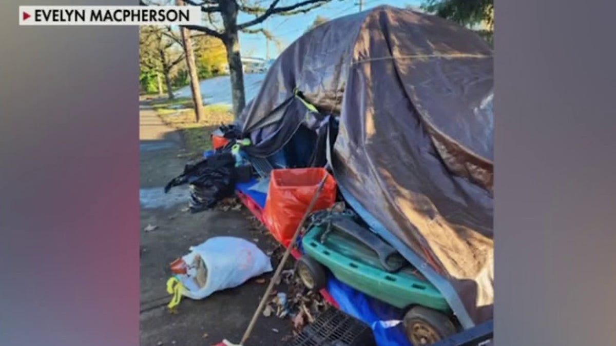 Oregon homeless encampment