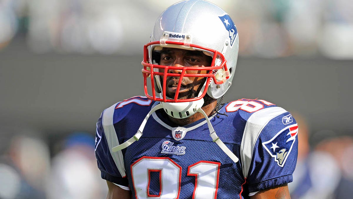 Randy Moss reveals he had chance to return to Patriots before