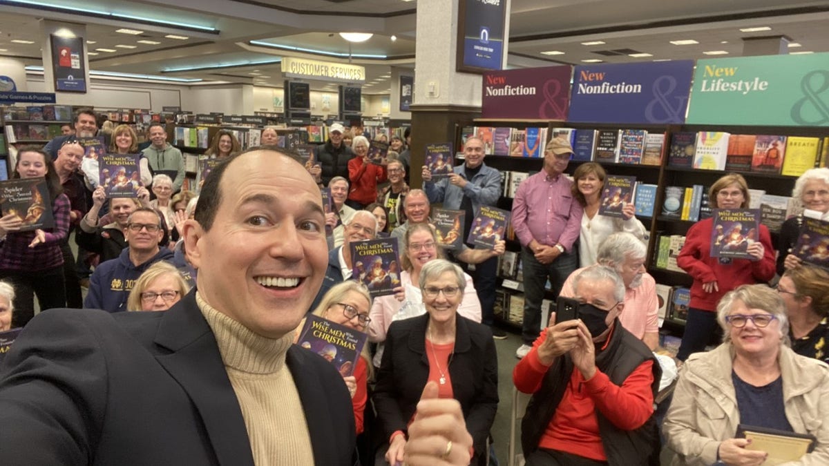 Raymond Arroyo book signing event