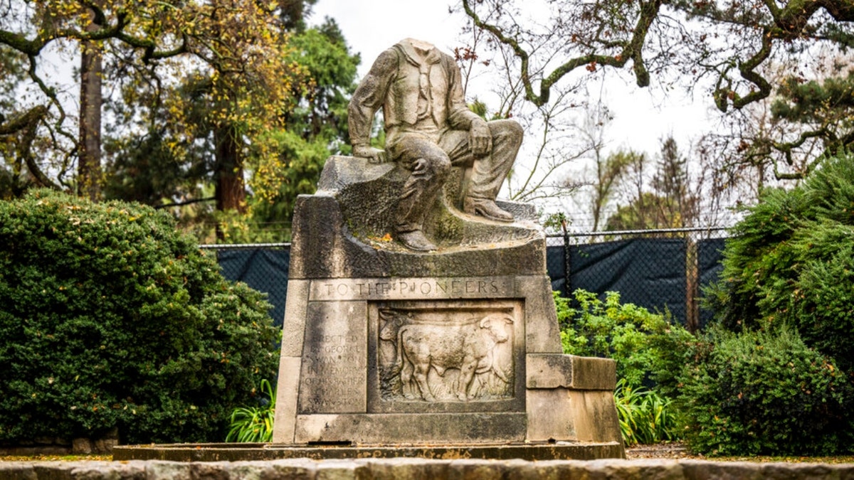 Charles Swanston statue