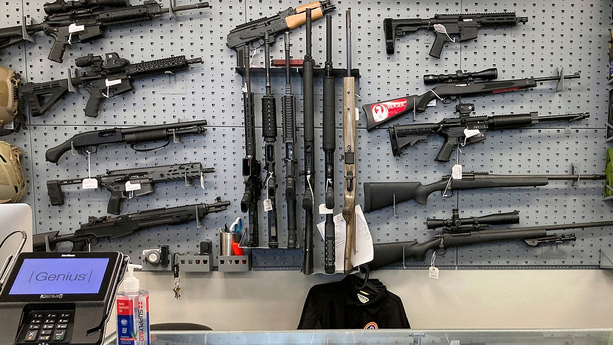 Gun shop in Oregon