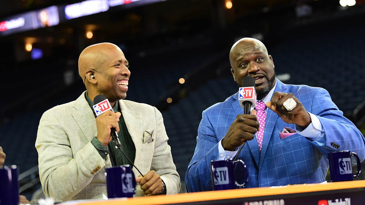 Kenny Smith and Shaq