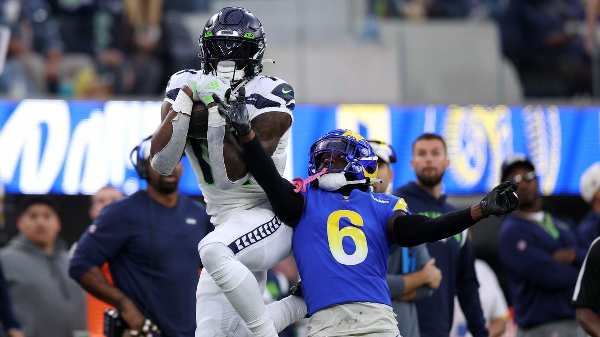 Seahawks' DK Metcalf's cheap shot outrages fans and sparks calls for a  suspension