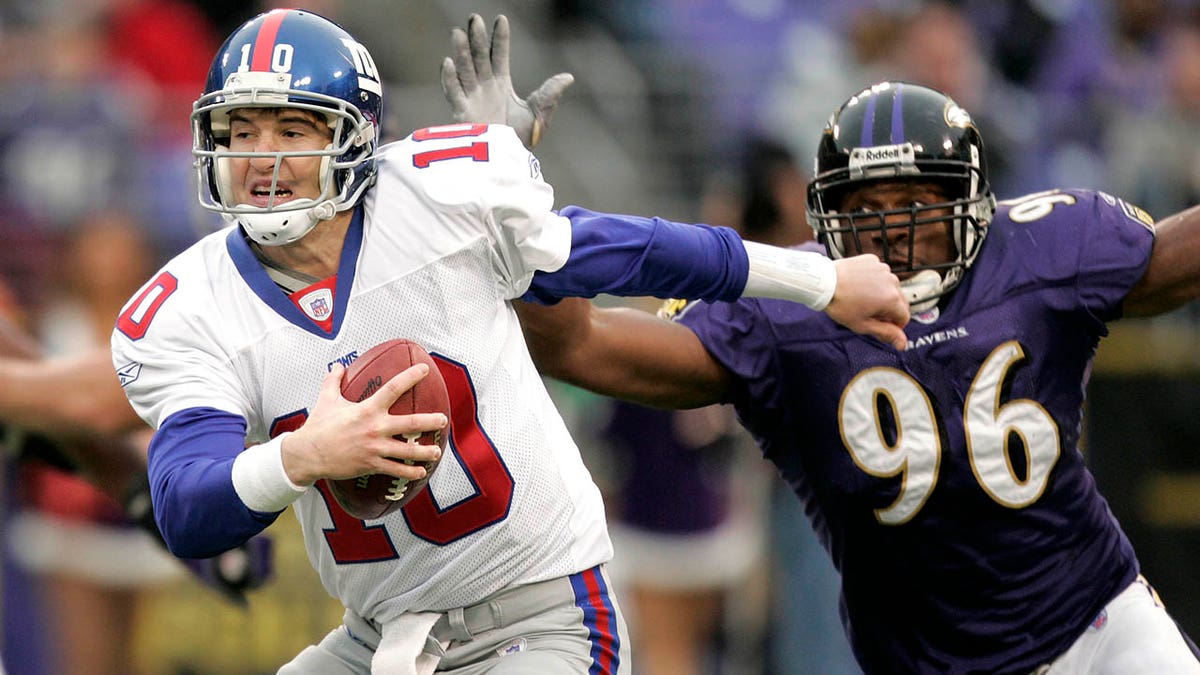 Eli Manning against ravens in 2004