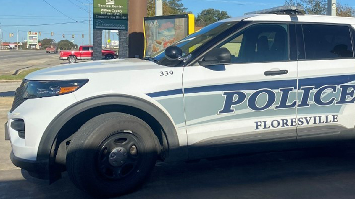 Floresville Police Department car