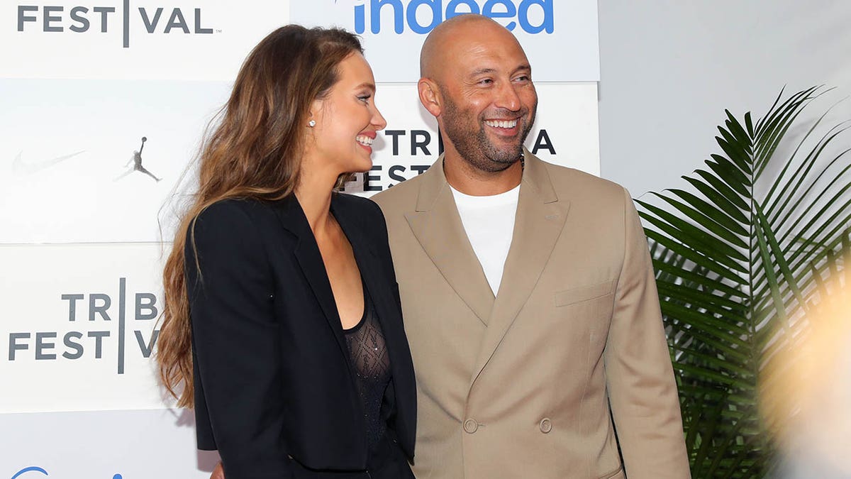 Derek Jeter and wife Hannah