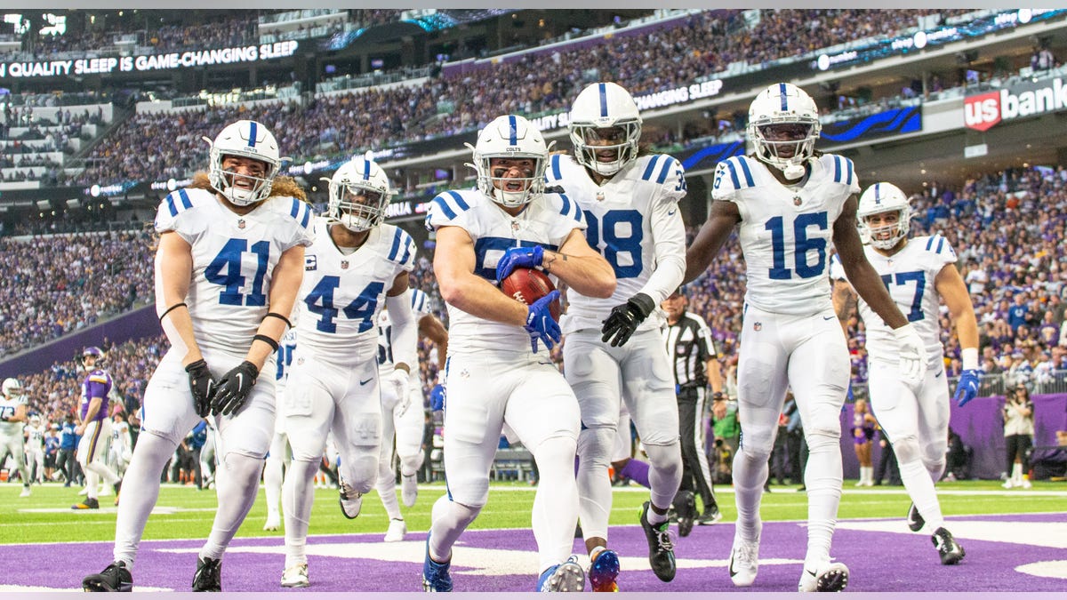 Colts celebrate touchdown