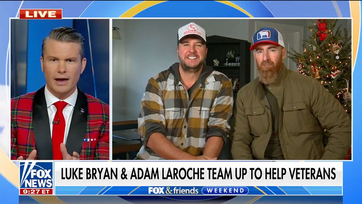 Luke Bryan Adam LaRoche