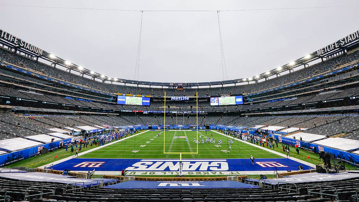 MetLife Stadium during giant game