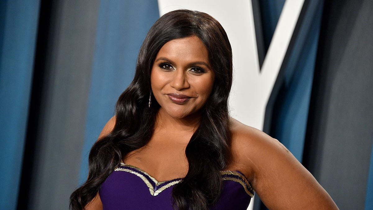 Mindy Kaling smiling