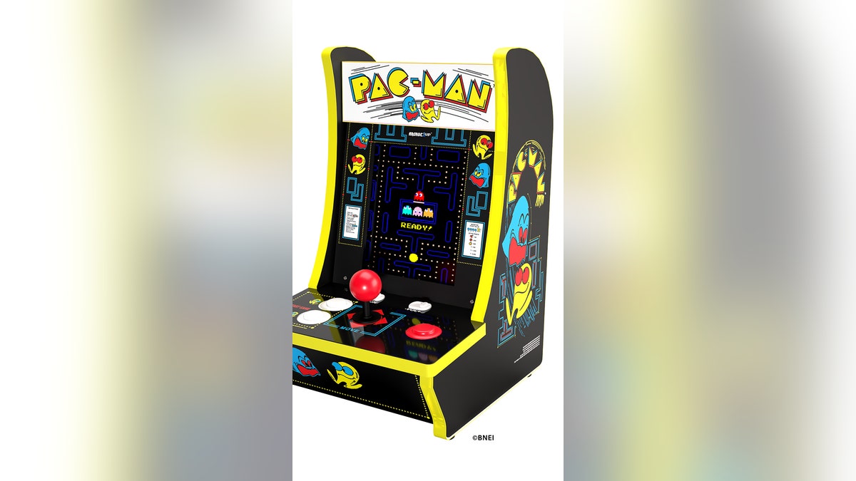 pac-man arcade game