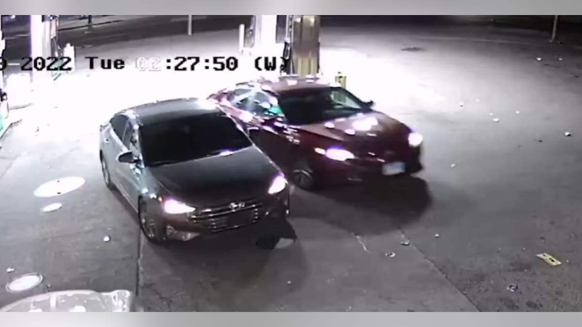 Two getaway cars caught on gas station surveillance camera