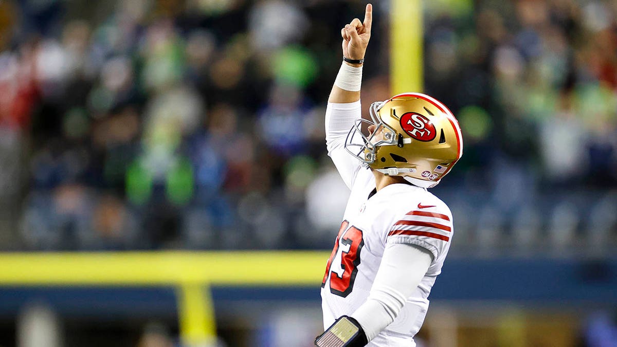 49ers clinch NFC West with win over Seahawks: Best memes and tweets