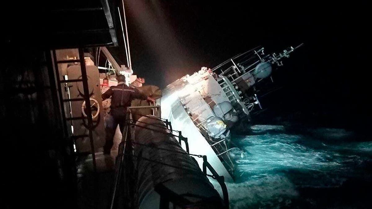Royal Thai Navy ship sinks