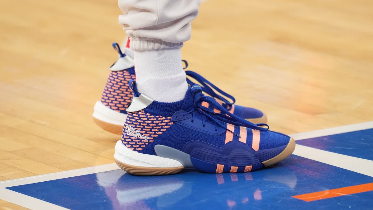 New York Knicks Clap Back at Trae Young's Shoes - Sports