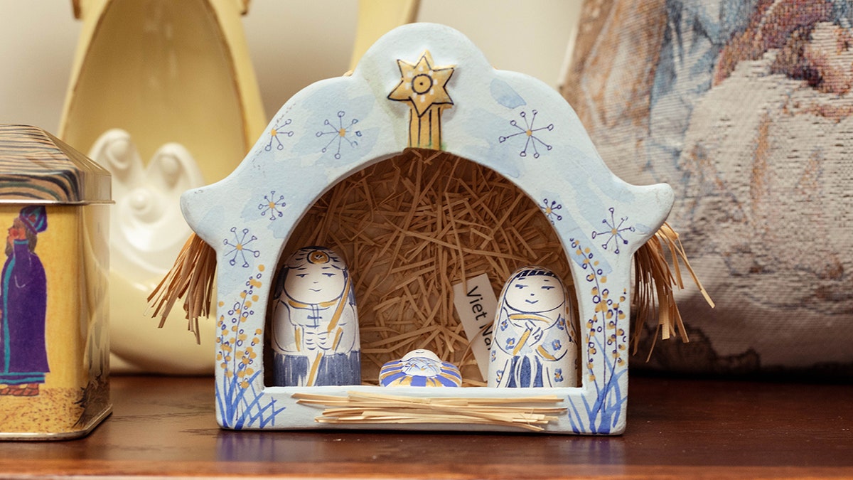 Michael Zahs nativity
