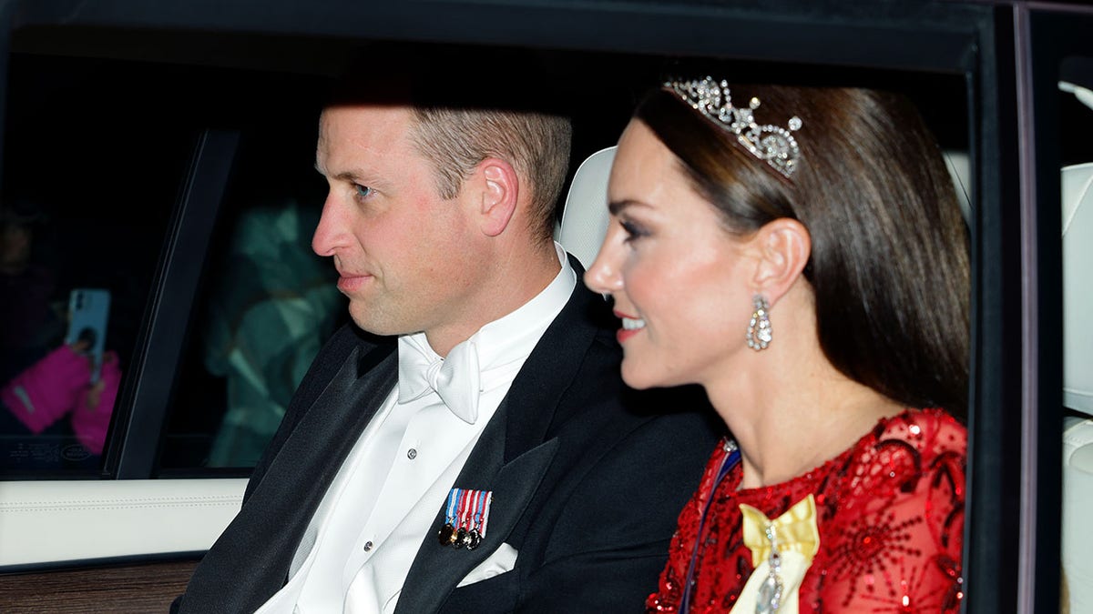 Prince WIlliam and Kate Middleton arrive at the reception