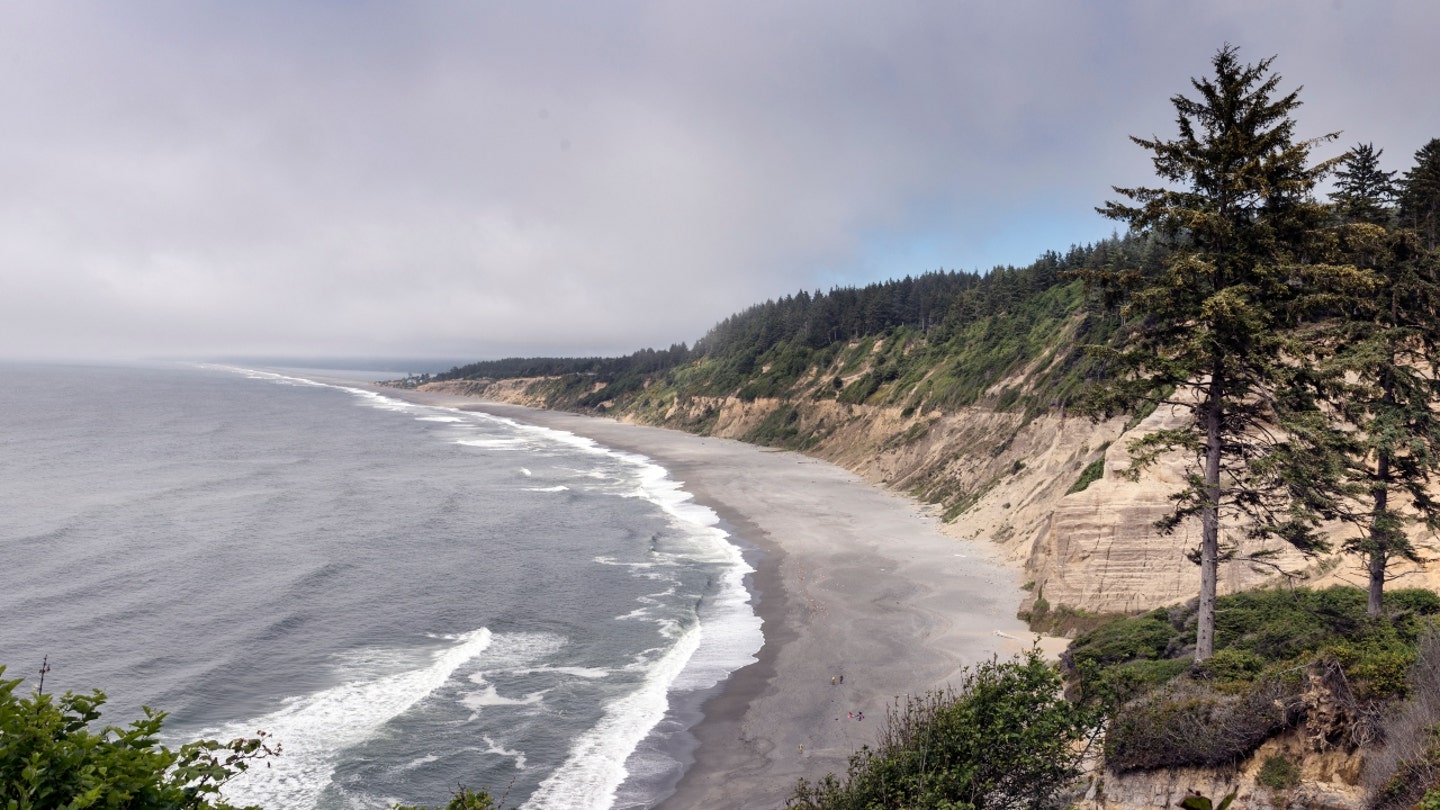 GOP Lawmakers to Rename Coastal Waters After Trump