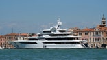 Superyacht Royal Romance