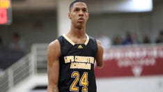 Hansel Emmanuel, one-armed basketball player, picks up first collegiate points for Northwestern State