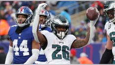 Eagles' Miles Sanders channels 'Waterboy' to Adam Sandler's delight