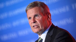 ICE plans to release illegal immigrants in Tennessee to await court proceedings, governor says