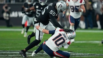 Ex-Patriots quarterback calls team 'one of the dumbest' he's ever seen after disastrous loss to Raiders