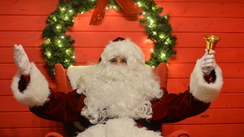 Worried about your kid freaking out during a Santa visit? Check out these tips to avoid a full-blown meltdown