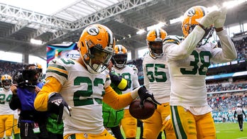 Packers' Jaire Alexander delivers hilarious troll in postgame comments about interception against Dolphins