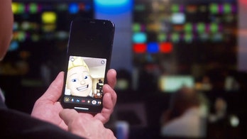 How to flip your camera and zoom in using FaceTime