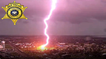 Stunning Louisiana lightning strike caught on camera