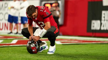 Tom Brady talks juggling distractions off the field while trying to maintain focus on it