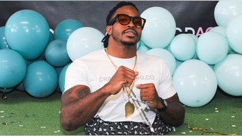 Zion Clark, MMA fighter born without legs, wins first pro fight