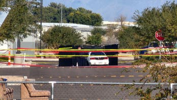 Armed Amazon employee stops shooter who opened fire at Arizona facility: 'good Samaritan'