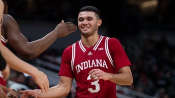 College basketball player uses NIL money to shock sister with thoughtful Christmas gift