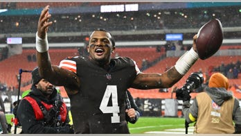 Browns' Deshaun Watson wins his home debut in low-scoring game