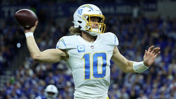 Chargers clinch first playoff berth since 2018 in dominant win over Colts