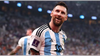 Lionel Messi leads Argentina to World Cup final in dominant win over Croatia