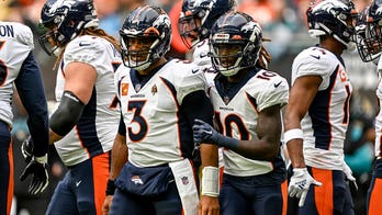 Russell Wilson's Broncos teammates support QB in response to rumor he lost locker room: 'False statements'