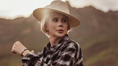 Detransitioning TikToker was 'horrified' after LGBT activist claimed &lsquo;detransitioning&rsquo; is not &lsquo;a real thing&rsquo;