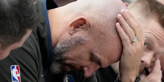 Dallas Mavericks coach Jason Kidd reacts during the second half of the team's NBA basketball game against the Chicago Bulls in Chicago, Saturday, Dec. 10, 2022. The Bulls won 144-115. 