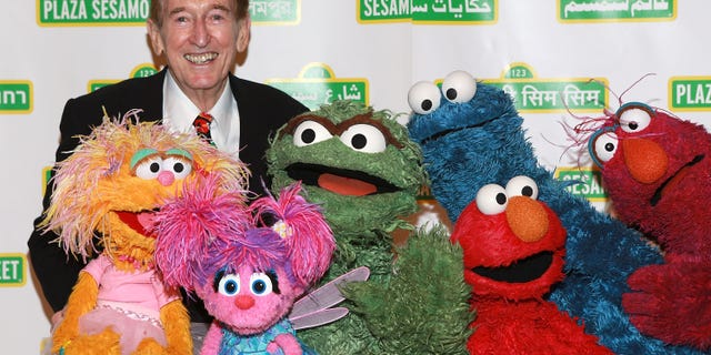 Bob McGrath attended the 11th Annual Sesame Street Workshop Benefit Gala in 2013 with a few of his favorite co-stars.