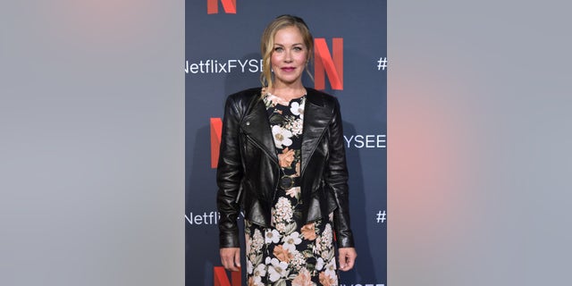 Christina Applegate says she was determined to finish the final season of "Dead to Me" despite her MS diagnosis.