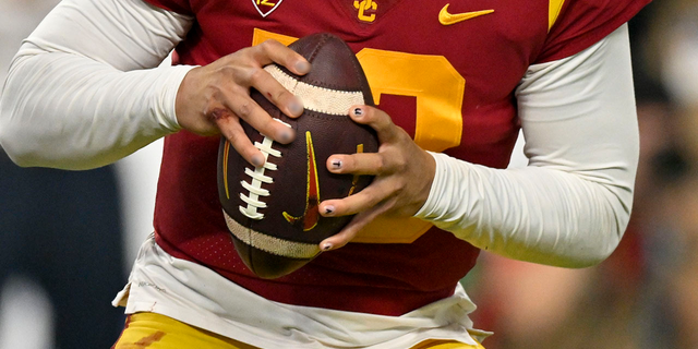 Caleb Williams, #13 of the USC Trojans, stands in the pocket during the third quarter of the PAC-12 Championship football game against the Utah Utes at Allegiant Stadium on December 2, 2022 in Las Vegas, Nevada. The Utah Utes won 47-24.